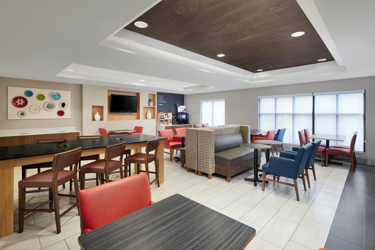 Holiday Inn Express Hotel & Suites Pensacola-West Navy Base By Ihg Beach Haven Eksteriør bilde