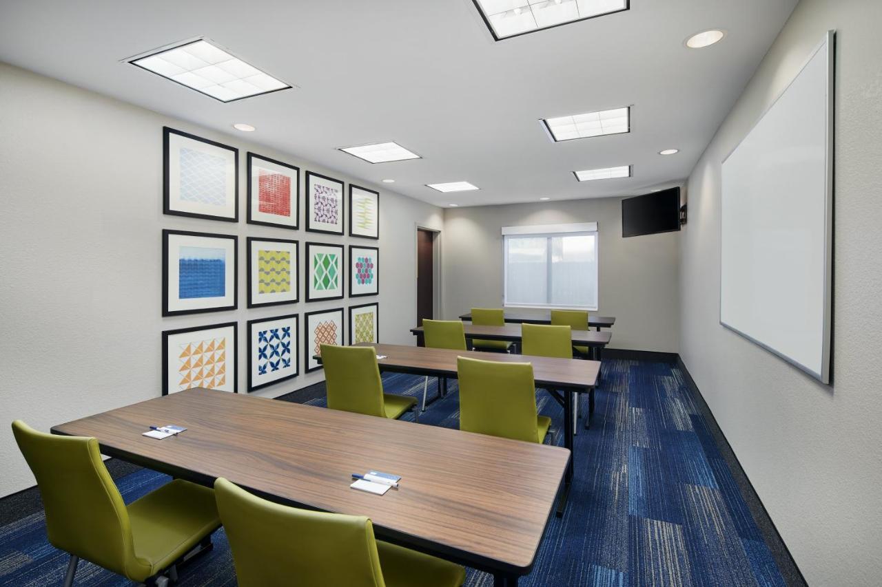 Holiday Inn Express Hotel & Suites Pensacola-West Navy Base By Ihg Beach Haven Eksteriør bilde